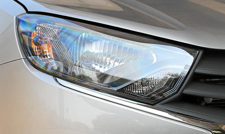 Завод доработал фары Lada Granta FL